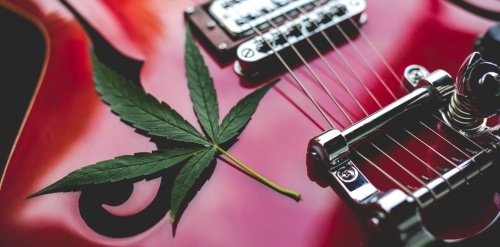 Musique et Cannabis: une relation particulièrement proche